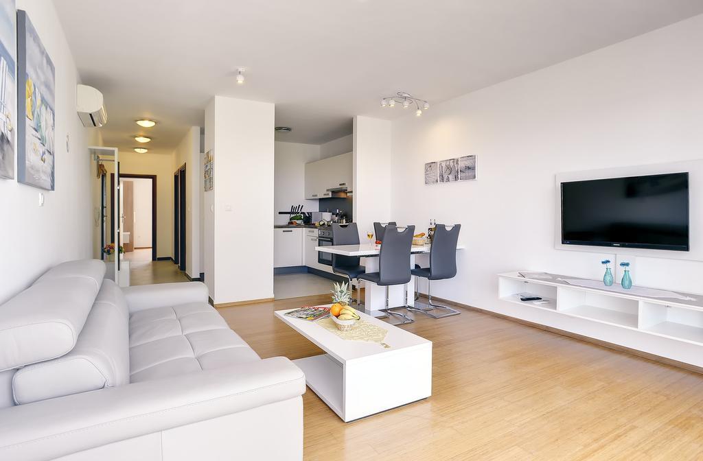 Apartments Vea Пула Екстер'єр фото