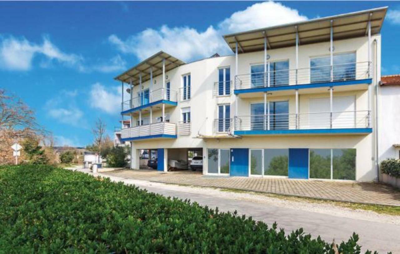 Apartments Vea Пула Екстер'єр фото
